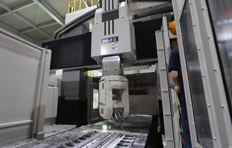 マシニングセンタ